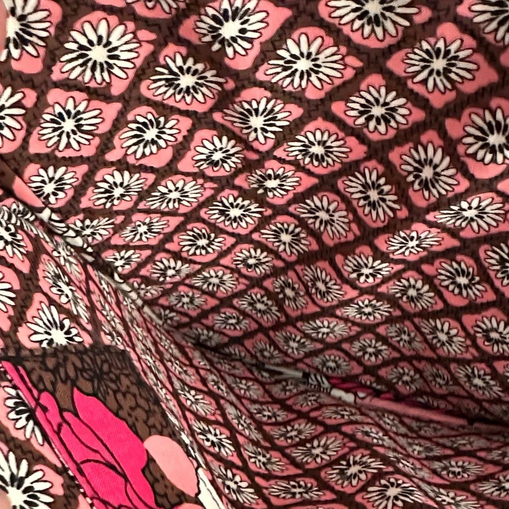 Vera Bradley Mocha Rouge pattern Quilted tablet case - Picture 9 of 10